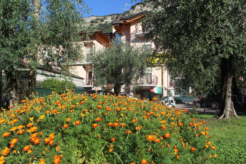 Villa Marina Torbole Sul Garda Eksteriør bilde